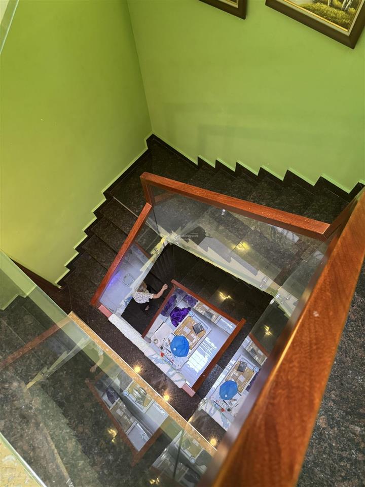 Nhà phố 3 lầu kdc petechim (phú xuân), giá 9 tỷ rẻ nhất trên thị trường.