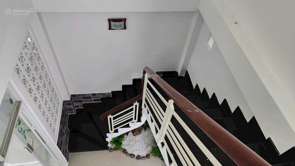 68m2 lâm văn bền  cư xá ngân hàng  phòng ngủ trệt  30m ra mặt tiền, 5,3 tỷ