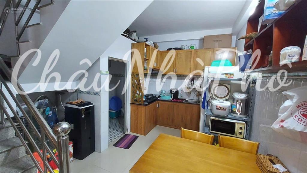 Tân quy q7  (4 x 10m), hẻm 4m nhà 3 tầng 3pn. khu hiện hữu  ô tô tới nhà. nhỉnh 4 tỷ