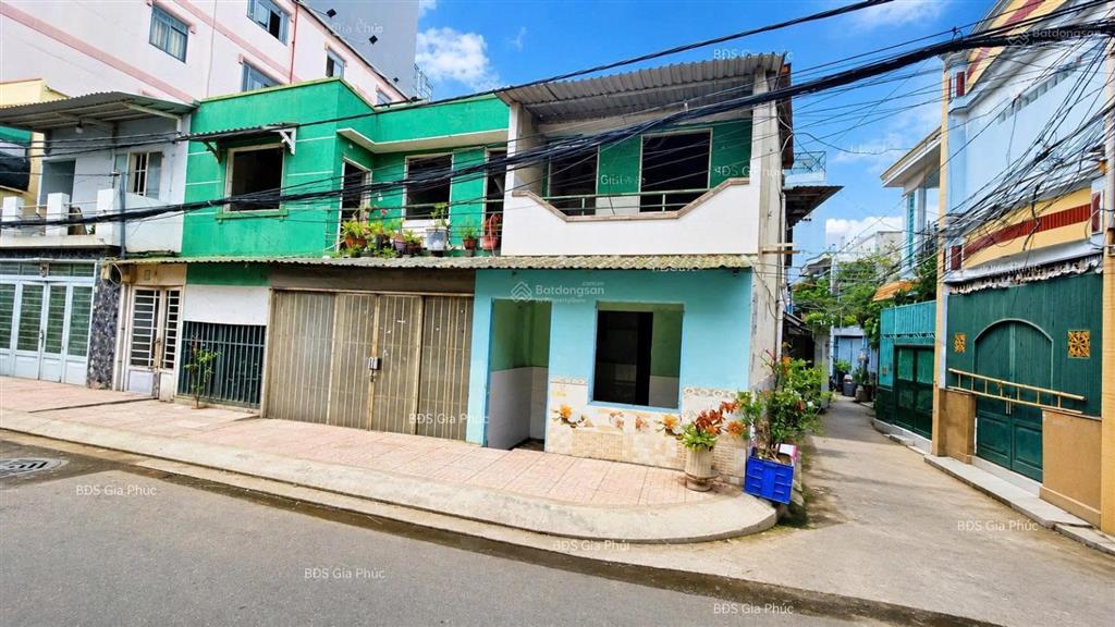 Cho thuê mt hxh trần xuân soạn q7 256m nở hậu 20m 45tr/tháng