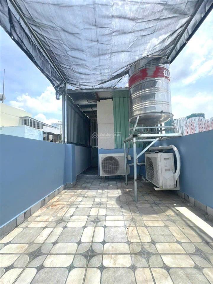 Chính chủ cần cho thuê nhà 1 trệt 2 lầu sân thượng full nội thất giá 9tr5/tháng