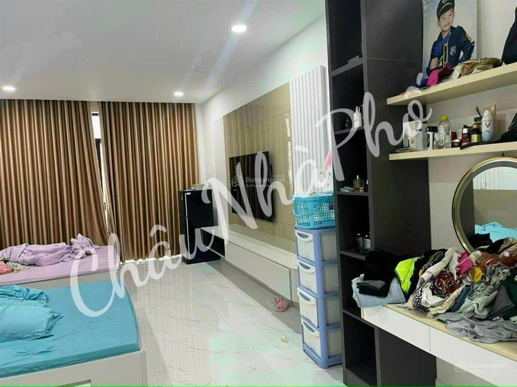 Nhà đẹp thang máy ô tô ngủ nhà tân quy (4 x 25m). nhỉnh 10 tỷ