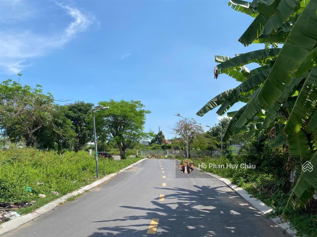 Đất đẹp kdc sg mới  4x19 đường 8m 5 tỷ 1