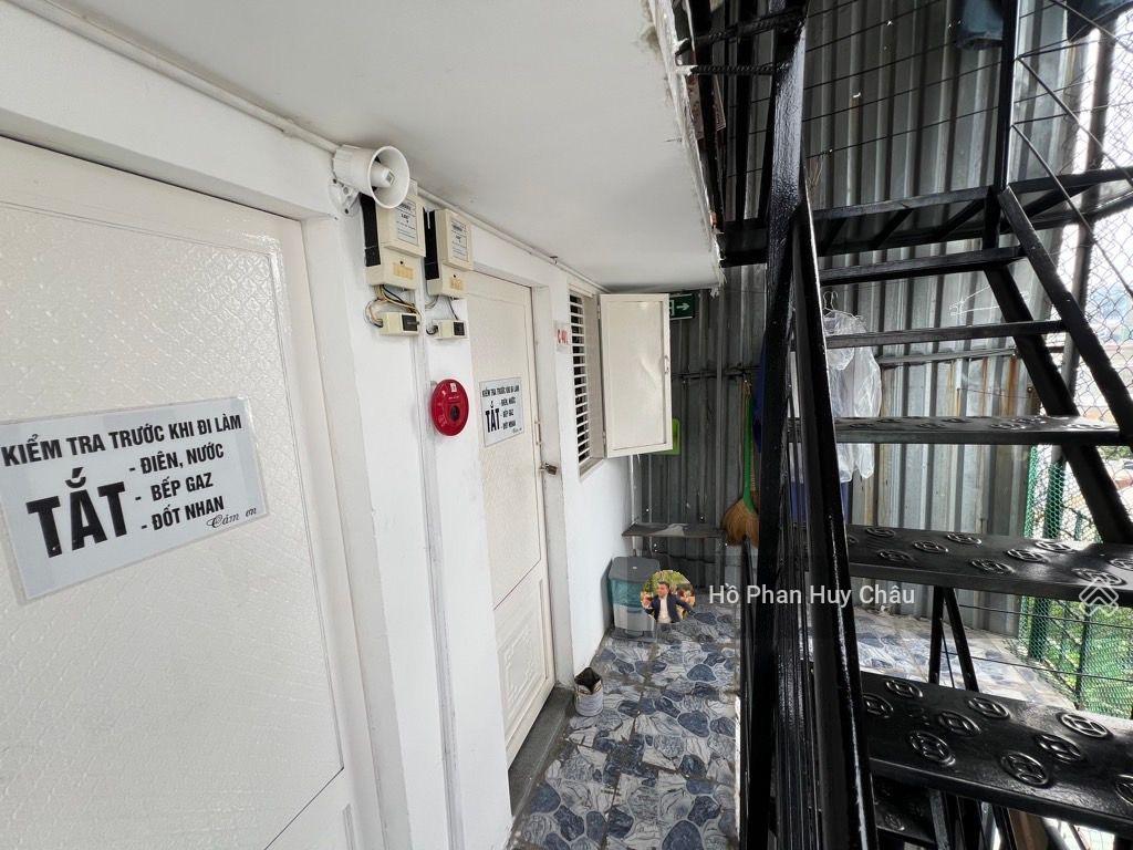 Bán chdv bùi văn ba q7  6 tầng  doanh thu 60tr/tháng  giá 10tỷ