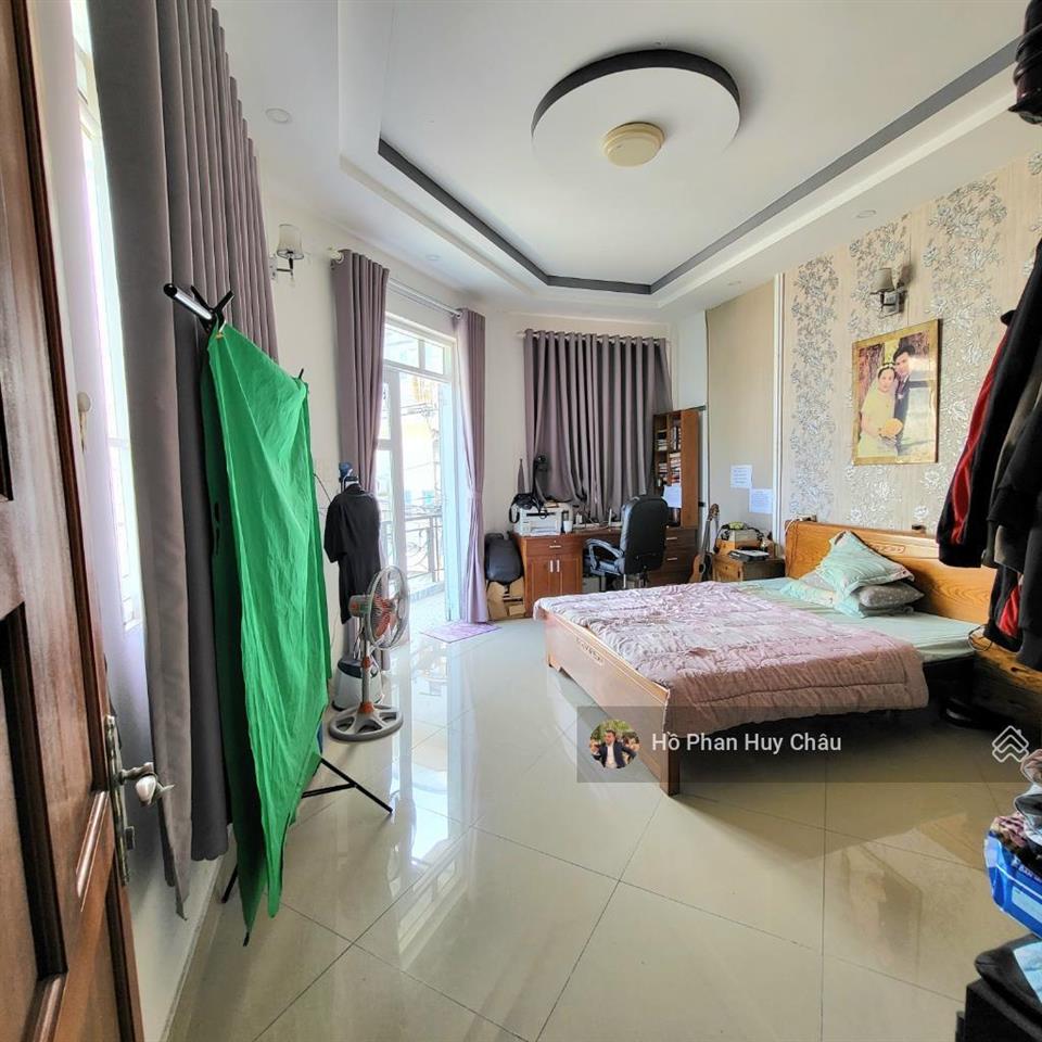 Vip căn góc giá rẻ  đường 8m  6 tỷ 4  huỳnh tấn phát