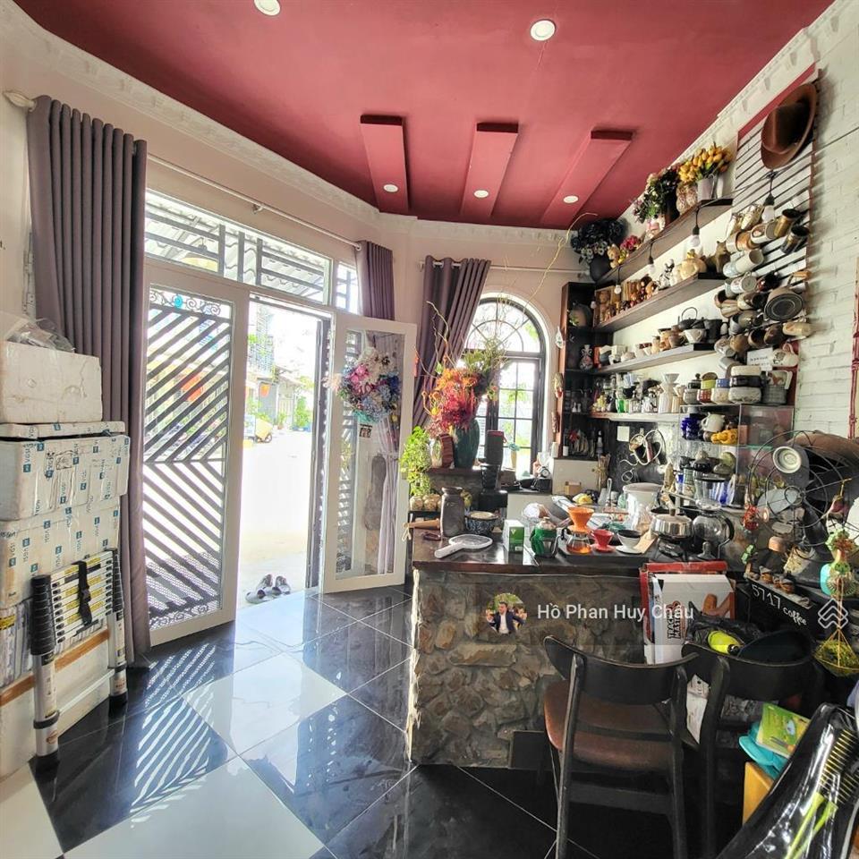 Vip căn góc giá rẻ  đường 8m  6 tỷ 4  huỳnh tấn phát