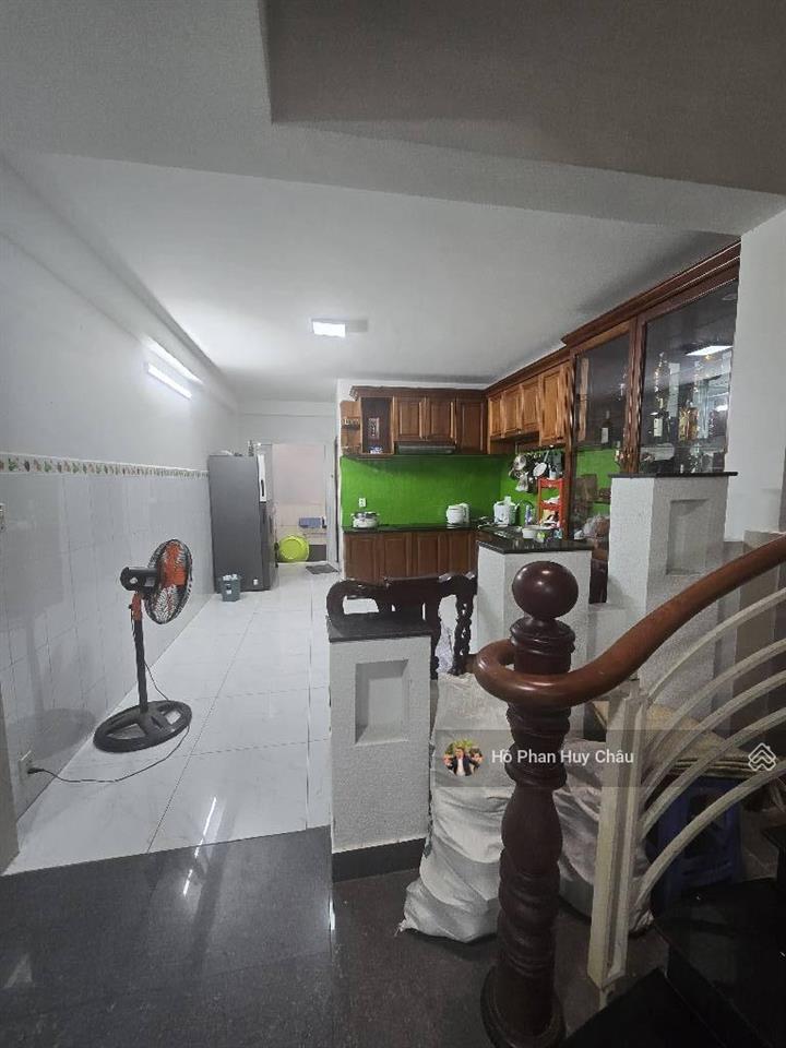 Vip5 tầng  4m x 22m  nguyễn thị thập  11 tỷ 5 tl