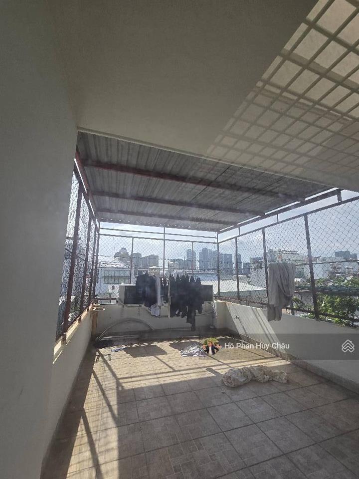 Vip5 tầng  4m x 22m  nguyễn thị thập  11 tỷ 5 tl