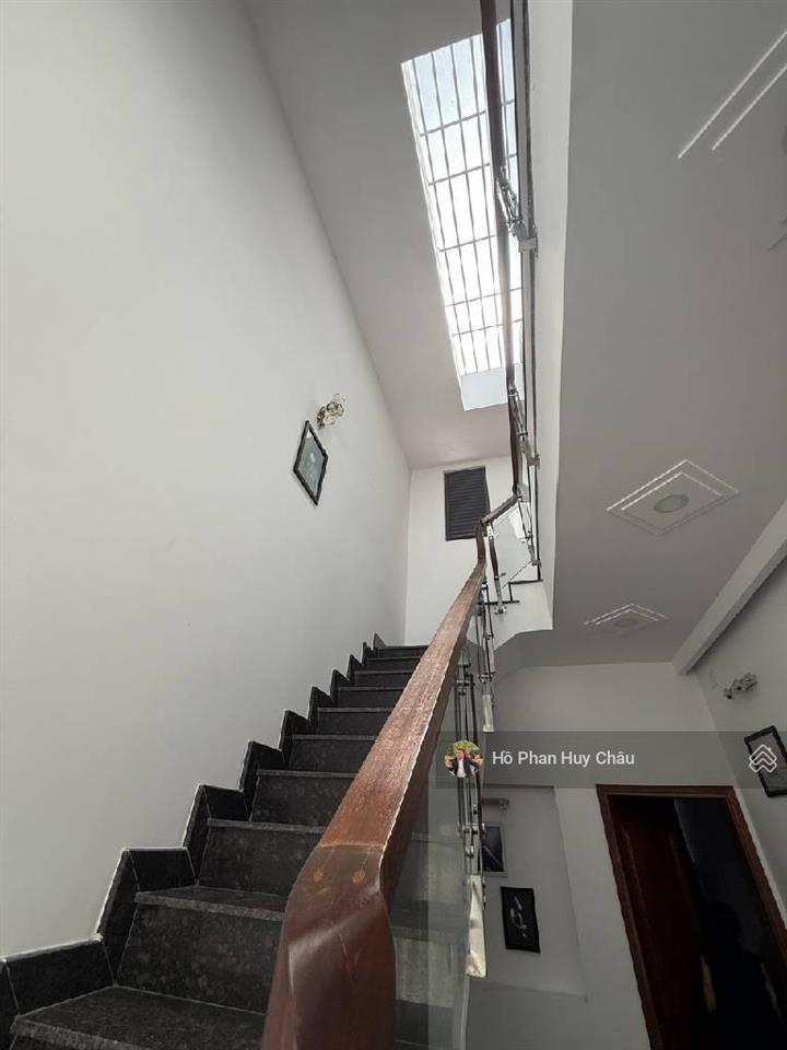 Siêu phẩm  4 tầng  100m2  giá rẻ 7 tỷ 480  huỳnh tấn phát