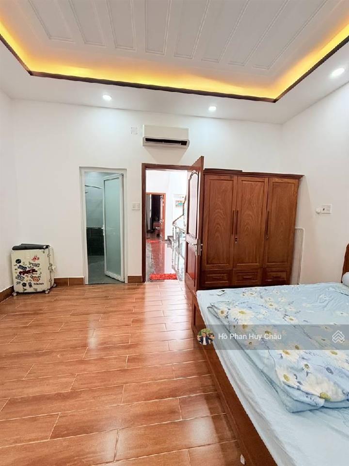 Siêu phẩm  4 tầng  100m2  giá rẻ 7 tỷ 480  huỳnh tấn phát