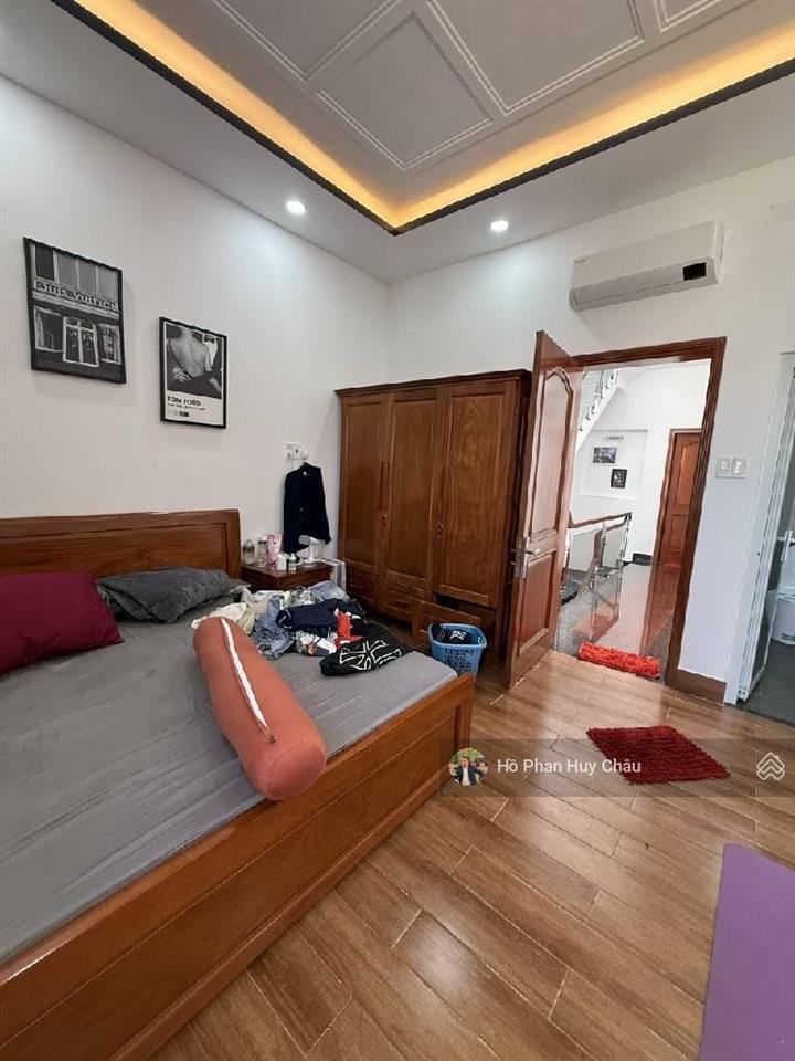 Siêu phẩm  4 tầng  100m2  giá rẻ 7 tỷ 480  huỳnh tấn phát