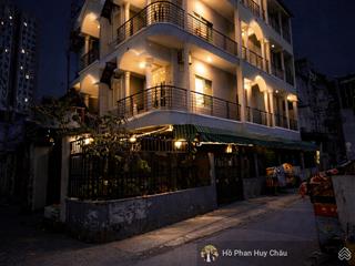 Vip  căn góc 4 tầng  ngang 5.5mx19m huỳnh tấn phát quận 7 chỉ hơn 8 tỷ