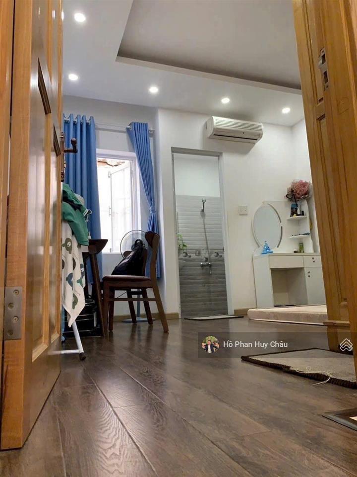 Quận 7 ô tô 7 chỗ vào nhà huỳnh tấn phát  4 tầng  7.89 tỷ