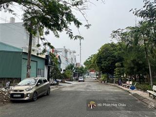 Đất thổ cư 100% sổ riêng sau lưng uỷ ban nhà bè  kinh doanh buôn bán