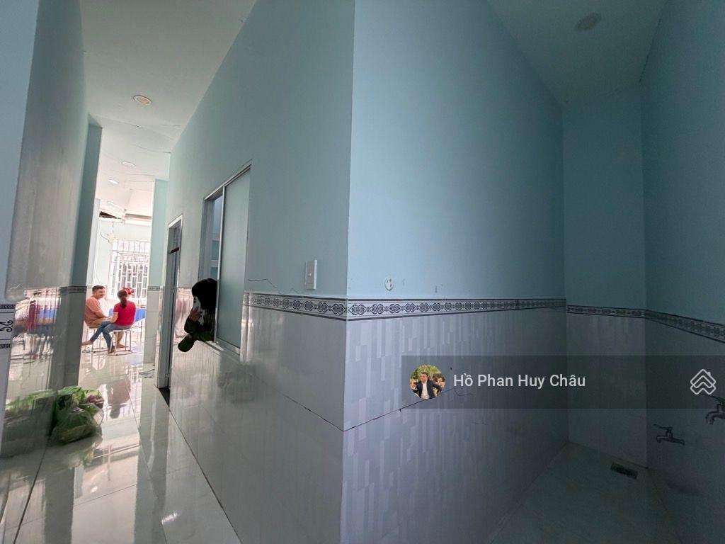 Vip  4m x 17m  hẻm vf3  4 tỷ 5  huỳnh tấn phát