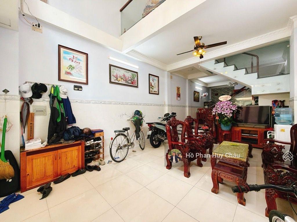 Nhà 4 tầng tân quy q7, đường số 27, xe hơi đậu trước cửa, 5pn, giá 11,8 tỷ