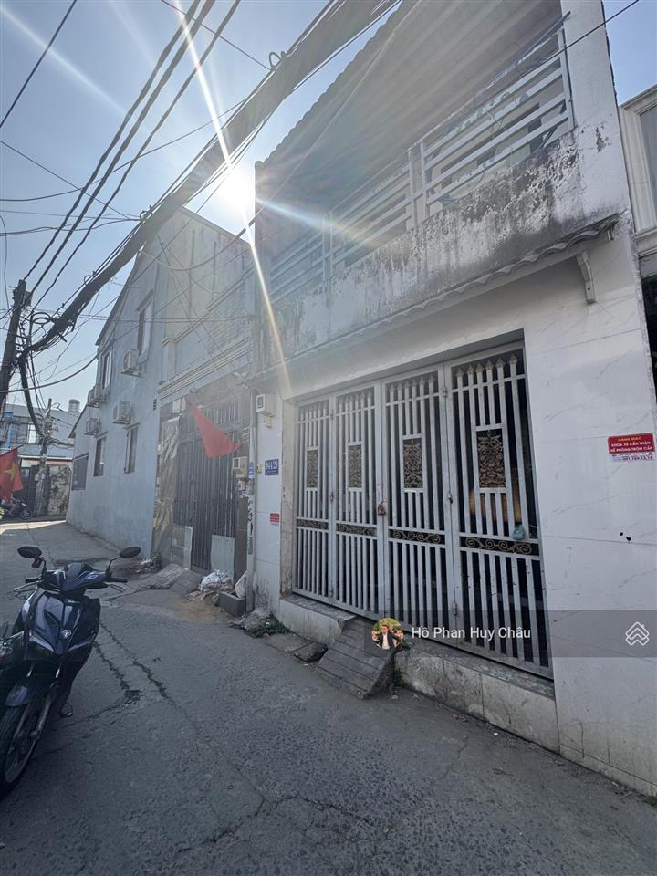 Bán nhà phường tân phú, quận 7 4 tỷ 2