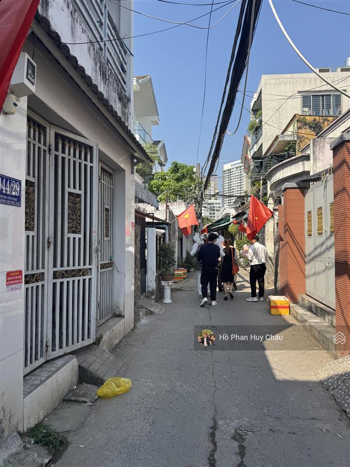 Bán nhà phường tân phú, quận 7 4 tỷ 2