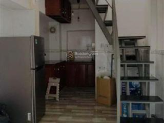 Cách mặt tiền phạm văn đồng 1 căn , bình lợi trung, bình thạnh.
diện tích  15 m2, 2 tầng,3x6m.