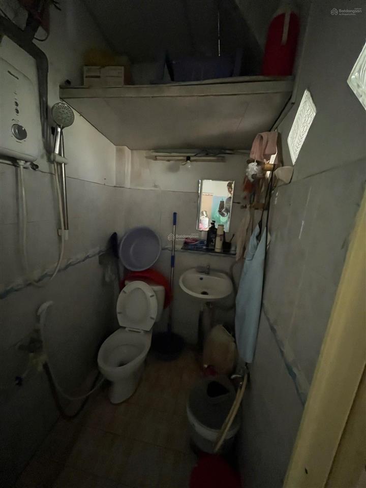 Mặt tiền duy tân giáp huỳnh văn bánh , phường .phú nhuận .dt 17m2, 2 tầng