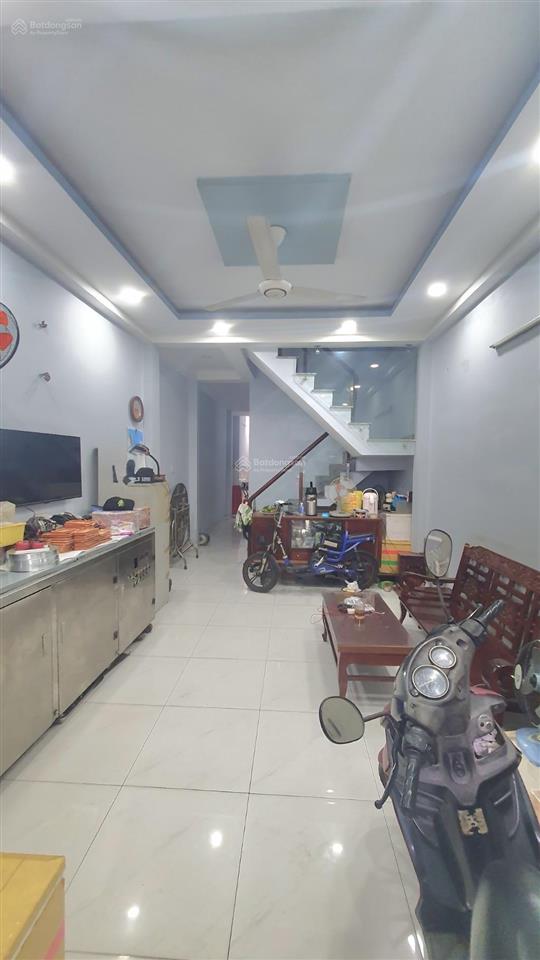 Mt lê lai sát đh công nghiệp 4 tiện kd giáp lê lợi bv 1754 tầng khu xây cao 6 tầng 8ty4