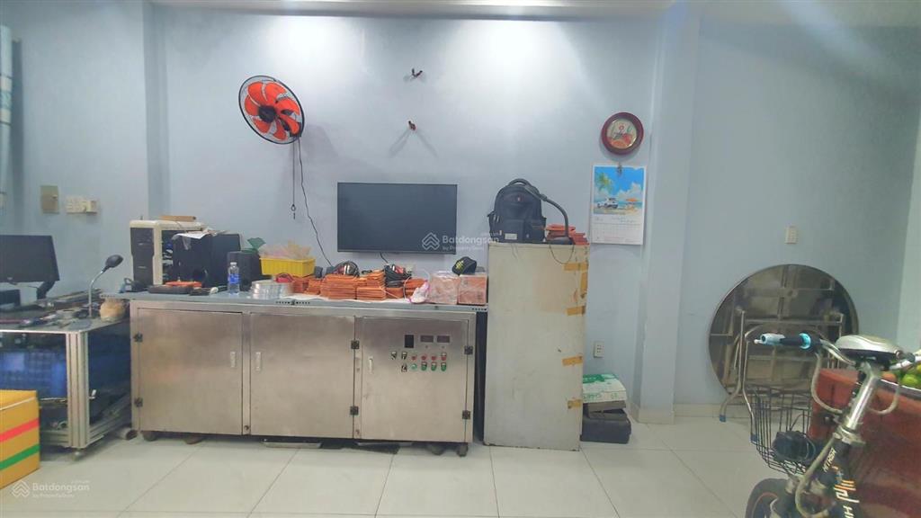 Mt lê lai sát đh công nghiệp 4 tiện kd giáp lê lợi bv 1754 tầng khu xây cao 6 tầng 8ty4