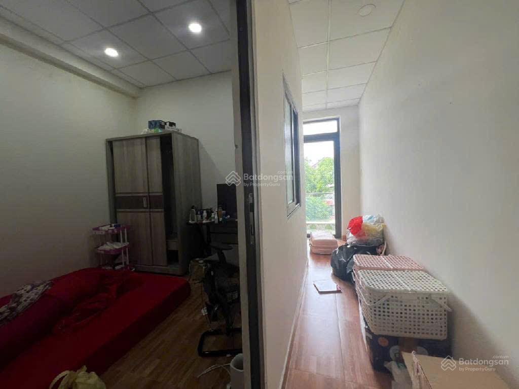 Gần công viên văn hoá  giáp dương quang hàm thông 1 trục đường số 28  4.5 x 17, phường 6  9ty8