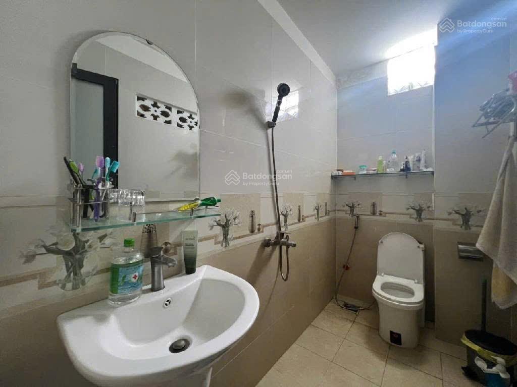 Gần công viên văn hoá  giáp dương quang hàm thông 1 trục đường số 28  4.5 x 17, phường 6  9ty8