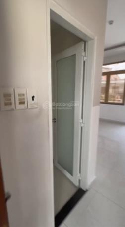 90m2 phú mỹ p22 sát q1  ngay ga metro  ngang 5.6m 4pn  hxh không qh chỉ 8tỷ5