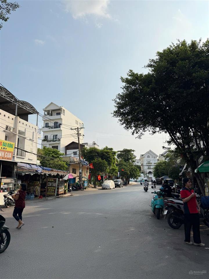 Cn 63m2 hiếm, hẻm xe tải thông, ô tô ngủ,dương quang hàm gần emart phan văn trị, ngang gần 5m, 8ty3