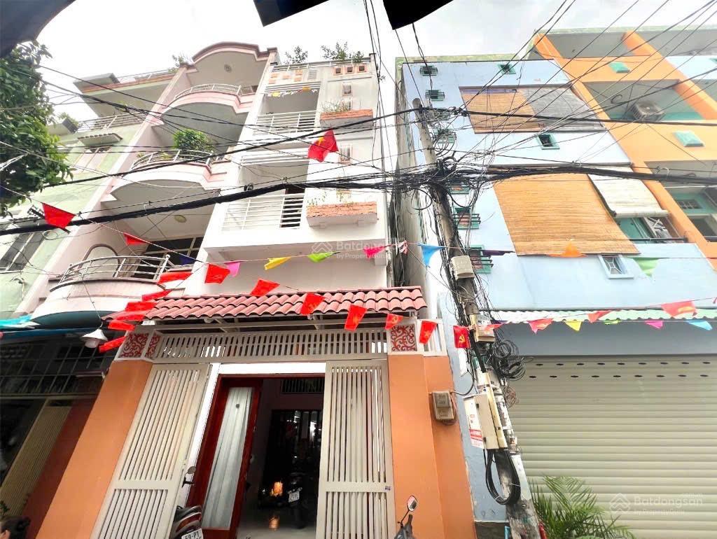 66m2 khu hiếm  ngay ngã 4 phú nhuận sát vách q1 hxh 5m thông phan đình phùng sát mt chỉ 12tỷ3