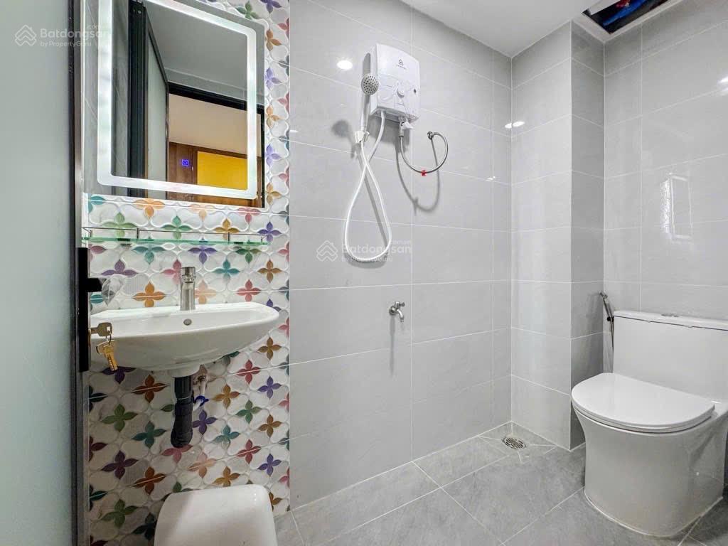 Đs27 giáp dương quang hàm cv văn hoá gv p5 hxh 110m2  dòng tiền 83tr/ t 5t thang máy 17.32 tỷ