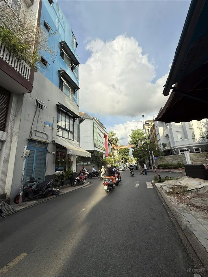Hiếm hoa đào giáp phan xích long  phú nhuận | hx tải nhựa 6m,cn 60m2 ngang 10m, ko lỗi ko qh,9ty8