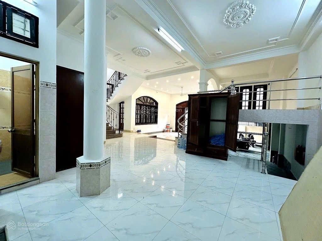 165m2 hiếm view landmark  sát q1  hxh  ngang 10m  12 phòng dòng tiền 70tr/th ~100tr/m2  16tỷ3