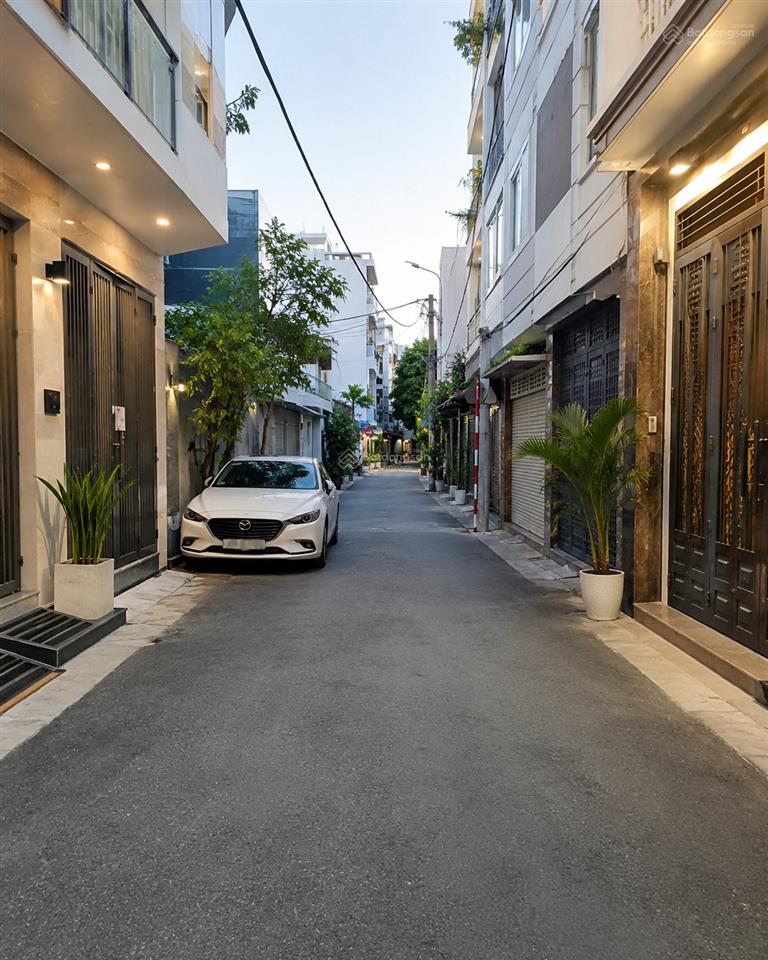60m2 xvnt gần cv tầm vu bình thạnh  4 tầng btct  xe hơi ngủ trong nhà  ko qh lg  chỉ 9ty3