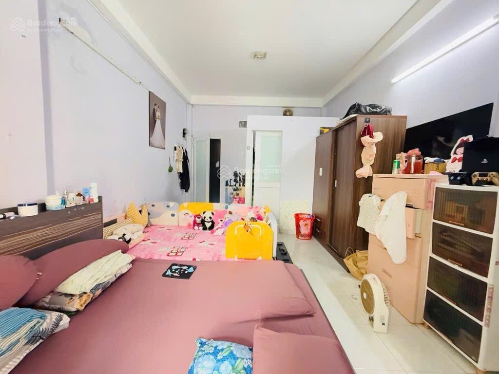 60m2 xvnt gần cv tầm vu bình thạnh  4 tầng btct  xe hơi ngủ trong nhà  ko qh lg  chỉ 9ty3