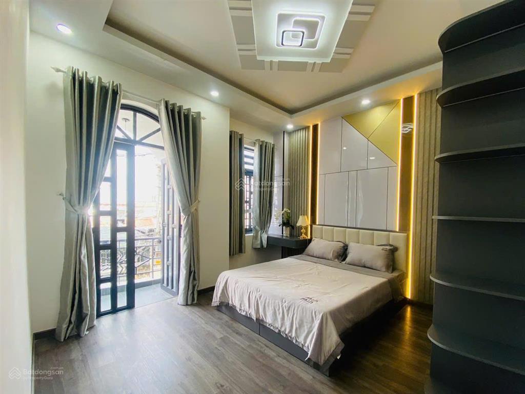 Bán nhà sổ riêng trung tâm nhà bè  1 trệt 2 lầu  4pn  full nội thất  giá chỉ 6.25 tỷ