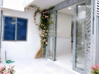 Nhà mới q4 2 tầng 52m2 ngang 7m có phòng ngủ trệt chỉ 4.5 tỷ