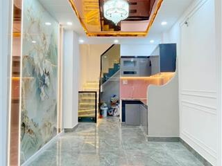 Nhà đẹp q4 vài bước ra hẻm otô 3x7m 3 tầng full nt ko qh chỉ 3 tỷ nhỉnh