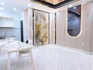 Nhà đẹp q4  sát mặt tiền  3 tầng  4x7m  28.1m2  không qh  chỉ 4.69 tỷ