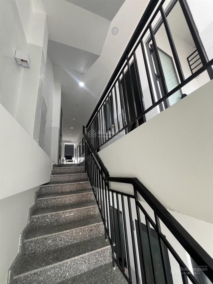 Mặt tiền bùi văn ba q7  4 tầng  180m2 ngang 5,3m  đang thuê 100tr/th  giá 25,9 tỷ