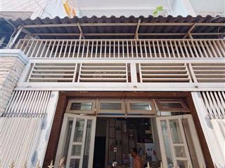 Nhà đoàn văn bơ p14 q4  3 tầng đúc chắc chắn 45m2  kdc hiện huữ ko qh chỉ 5.8 tỷ