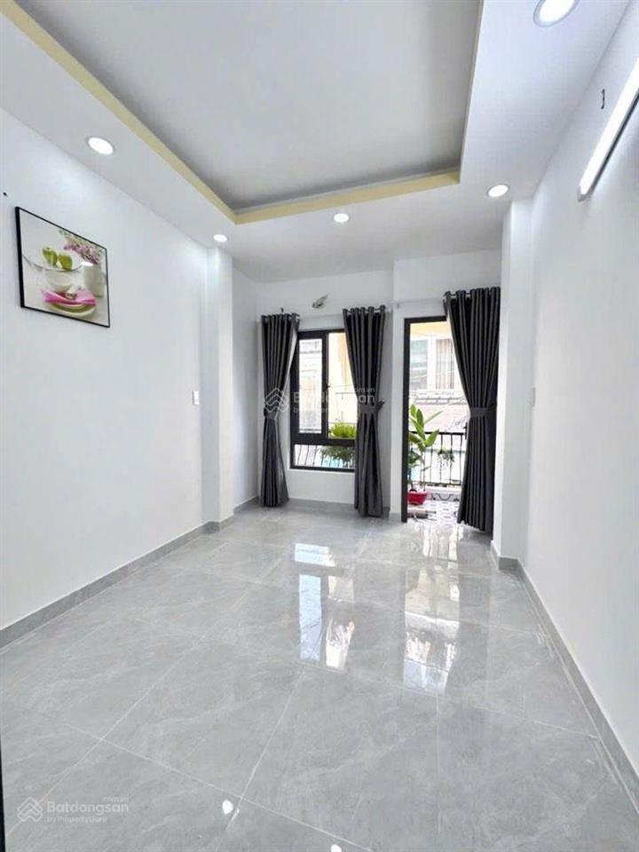 Nhà đẹp khánh hội q4  4 tầng  32m2  ko qh  full nt  chỉ 4 tỷ nhỉnh