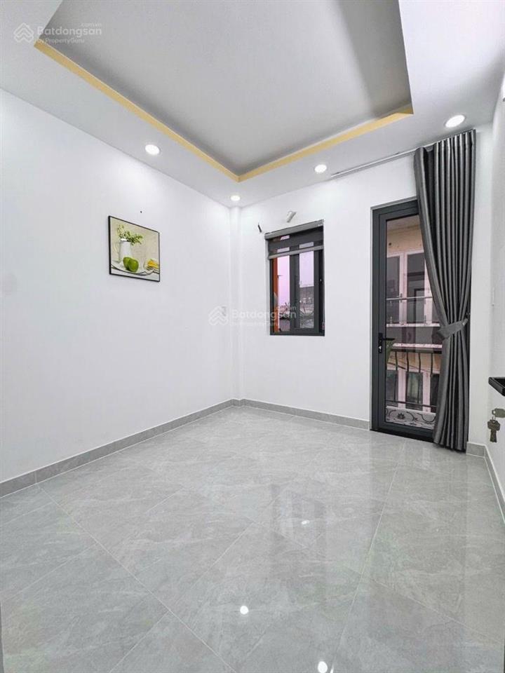 Nhà đẹp khánh hội q4  4 tầng  32m2  ko qh  full nt  chỉ 4 tỷ nhỉnh