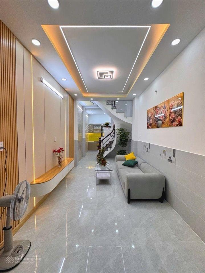 Nhà đẹp khánh hội q4  4 tầng  32m2  ko qh  full nt  chỉ 4 tỷ nhỉnh