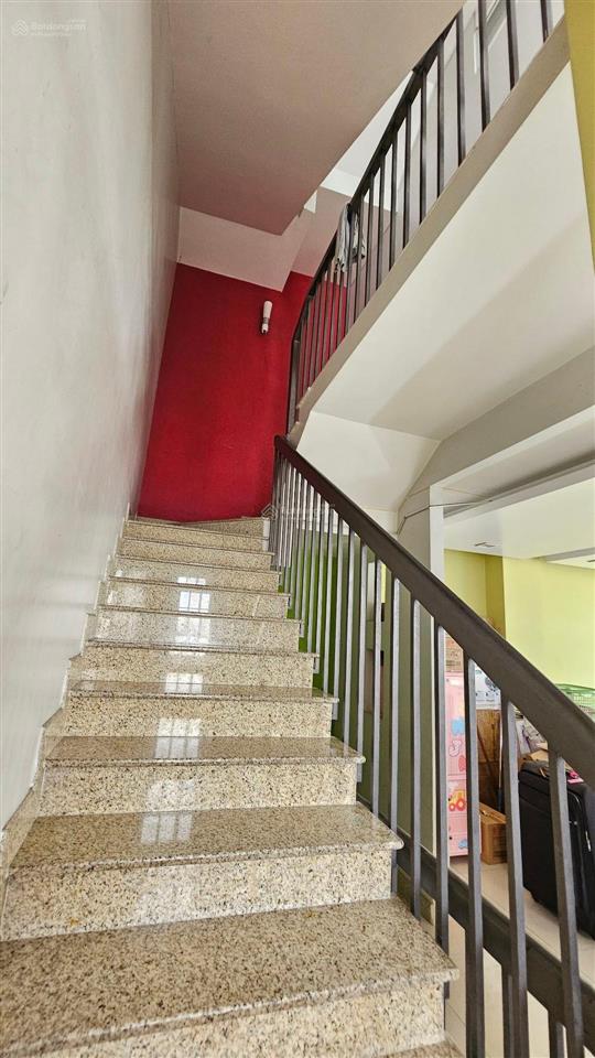 Mặt tiền gò ô môi q7 200m2, ngang 6,5m x 41m 4 tầng đúc ko qh chỉ 27.9 tỷ