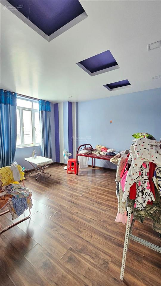 Mặt tiền gò ô môi q7 200m2, ngang 6,5m x 41m 4 tầng đúc ko qh chỉ 27.9 tỷ