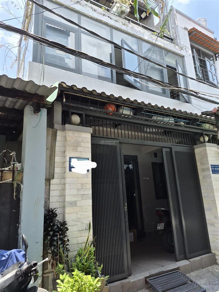 Bến vân đồn q4 sát mt 72m2 , 5x15m 3 tầng kdc hiện huữ chỉ 9 tỷ nhỉnh