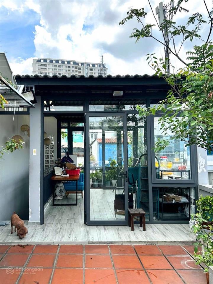 Bến vân đồn q4 sát mt 72m2 , 5x15m 3 tầng kdc hiện huữ chỉ 9 tỷ nhỉnh