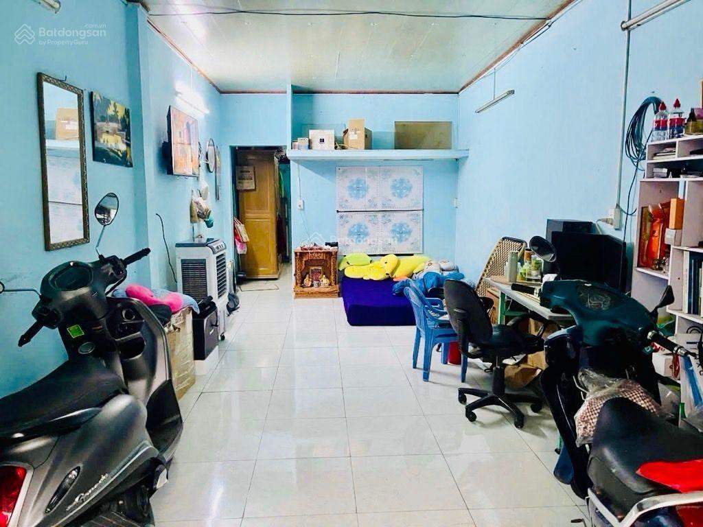 Nhà 2 tầng q4 hẻm 3m 55m2 kdc hiện huữ  chỉ 6.1 tỷ